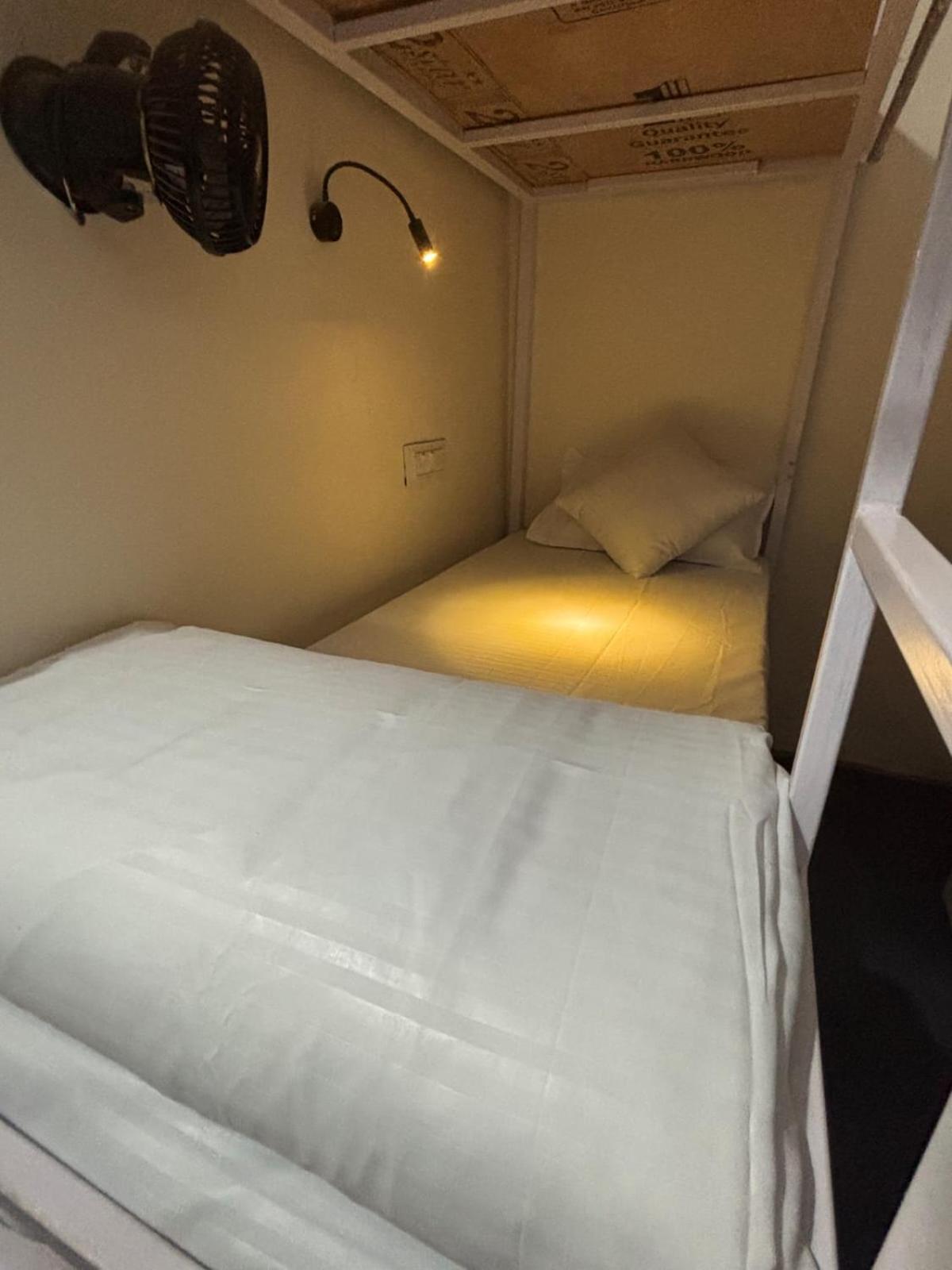 Hostel Hot - House Of Travellers, Vagator Exteriér fotografie