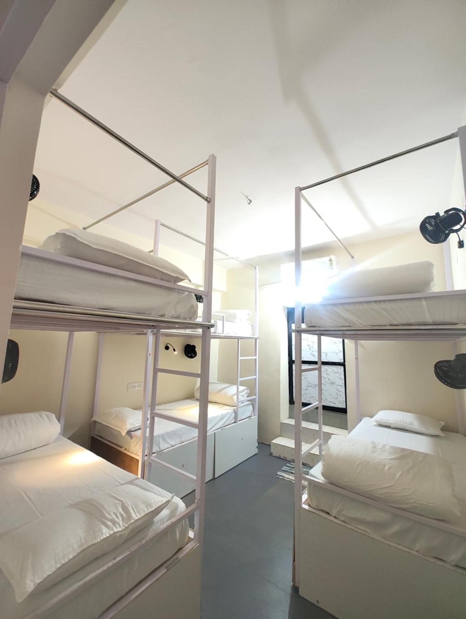 Hostel Hot - House Of Travellers, Vagator Pokoj fotografie